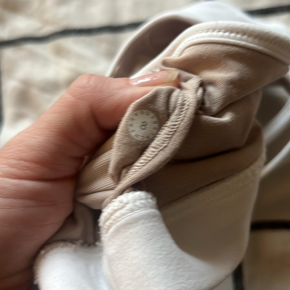 LULULEMON Y SPORTS BRA - Picture 4 of 4
